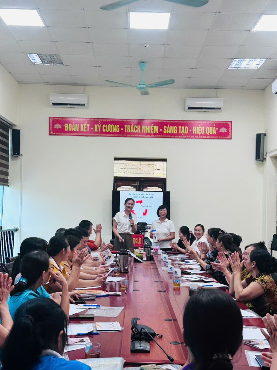 Học viên tham gia tích cực, trao đổi cởi mở đã góp phần tạo nên thành công cho Hội nghị truyền thông.